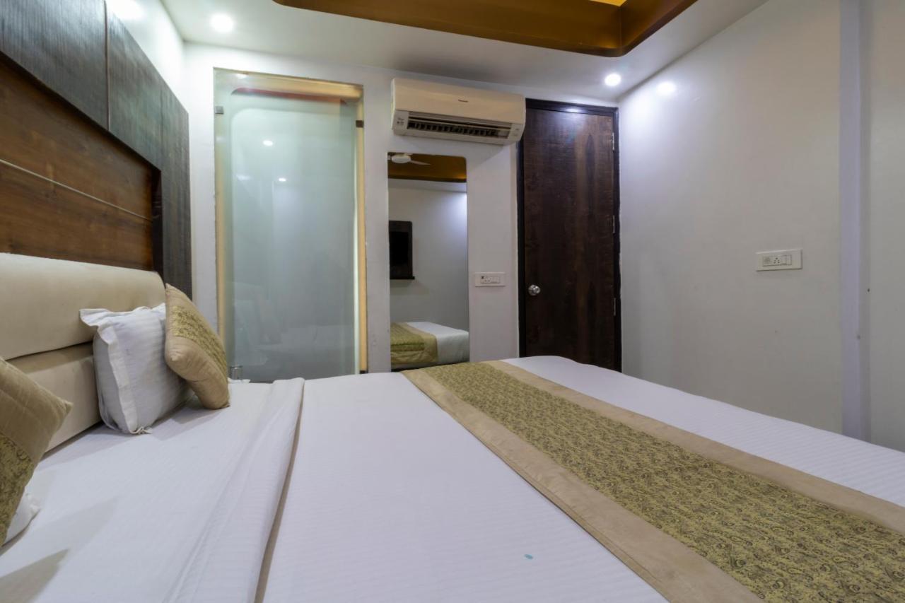ניו דלהי Hotel The Amour Dx Near Igi Airport Delhi מראה חיצוני תמונה