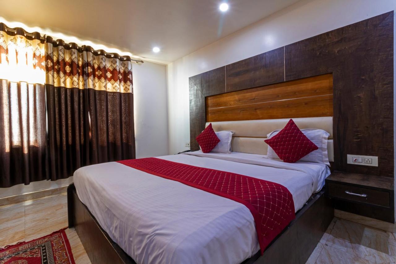 ניו דלהי Hotel The Amour Dx Near Igi Airport Delhi מראה חיצוני תמונה