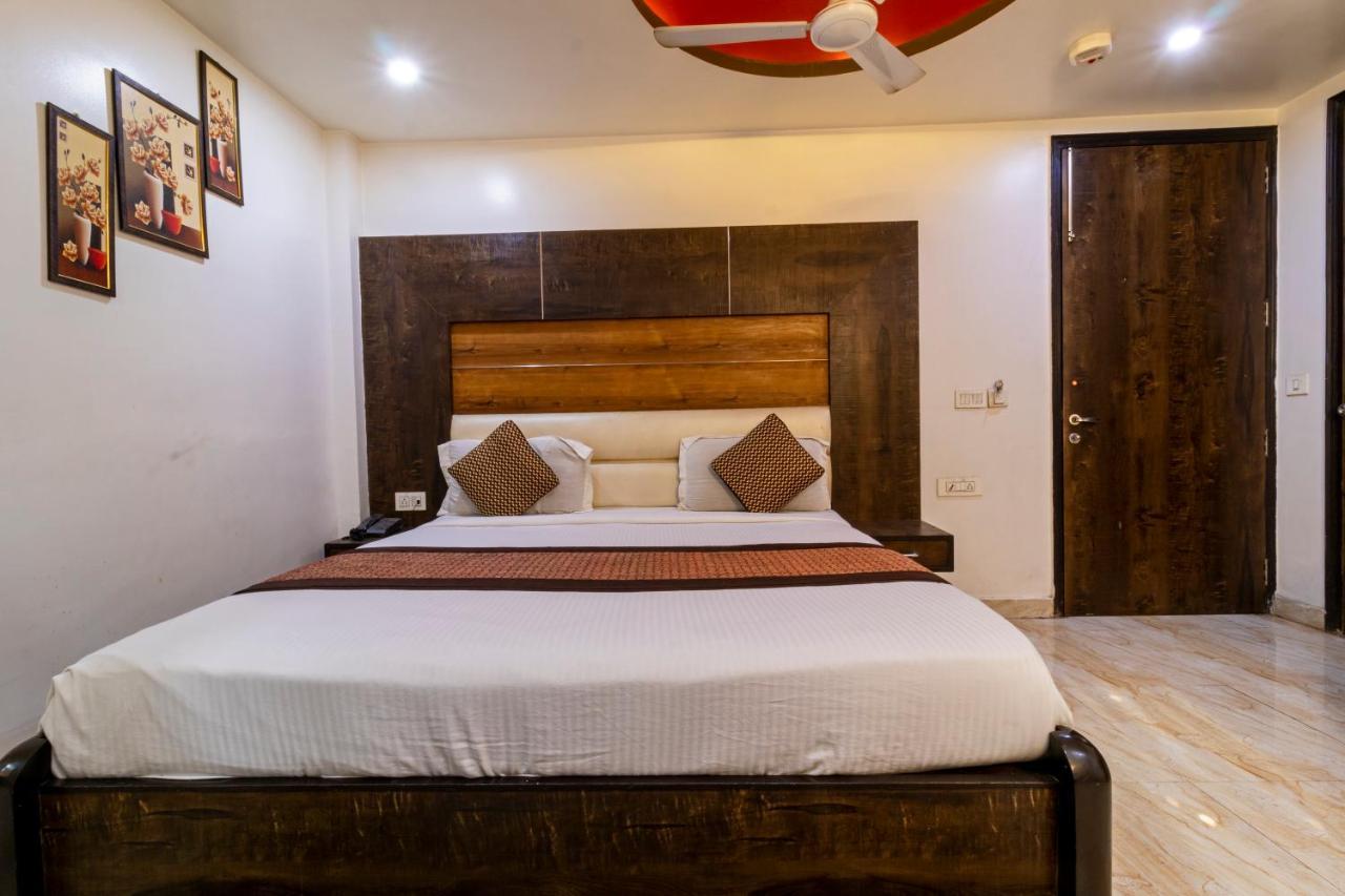 ניו דלהי Hotel The Amour Dx Near Igi Airport Delhi מראה חיצוני תמונה